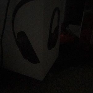 Meet your Posher, Hemate